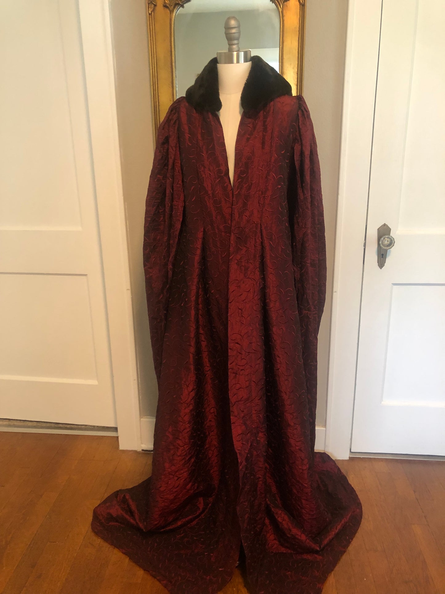 Ruby red cloak robe-Game of Thrones inspired