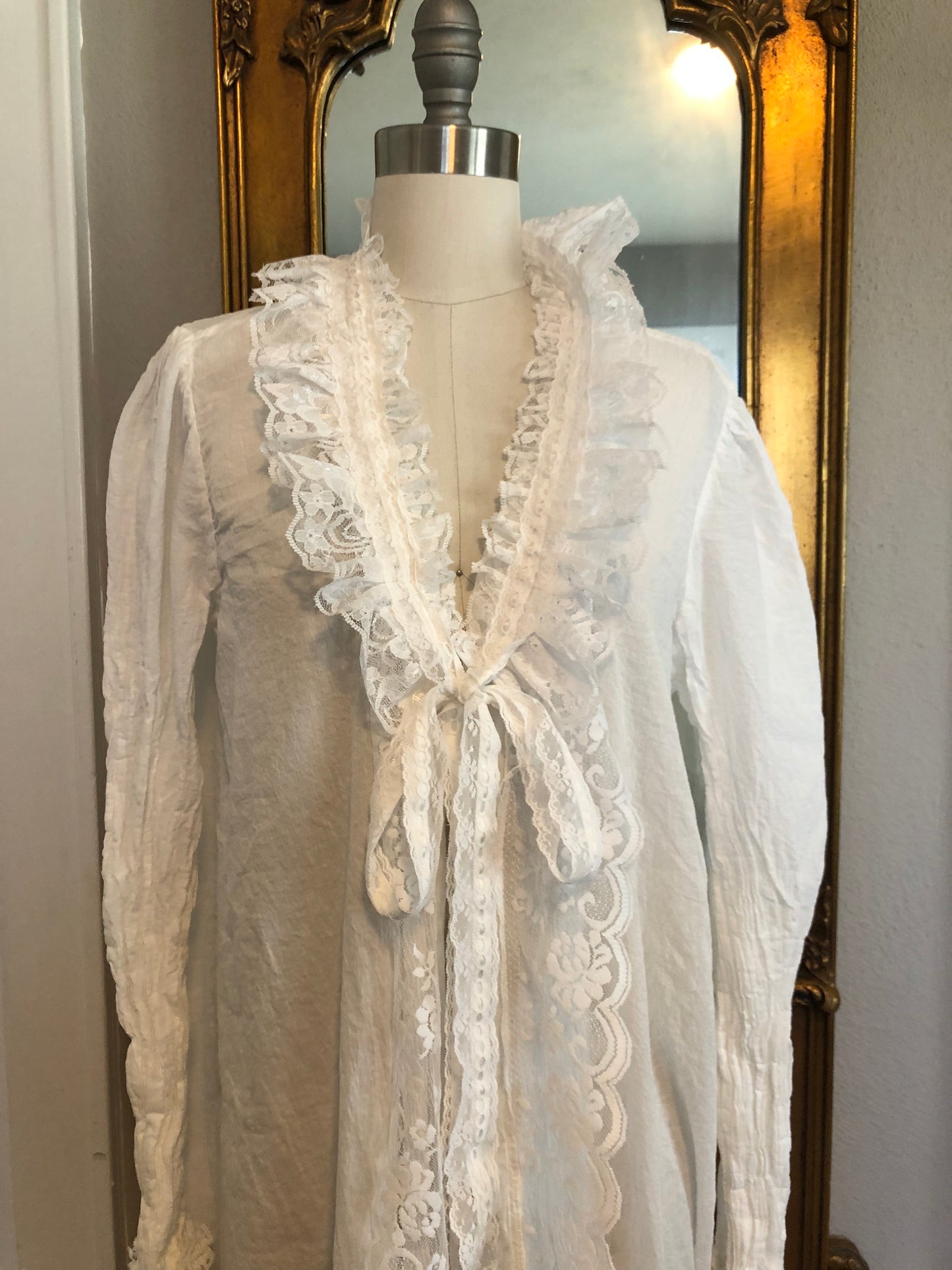 Victorian dressing robe