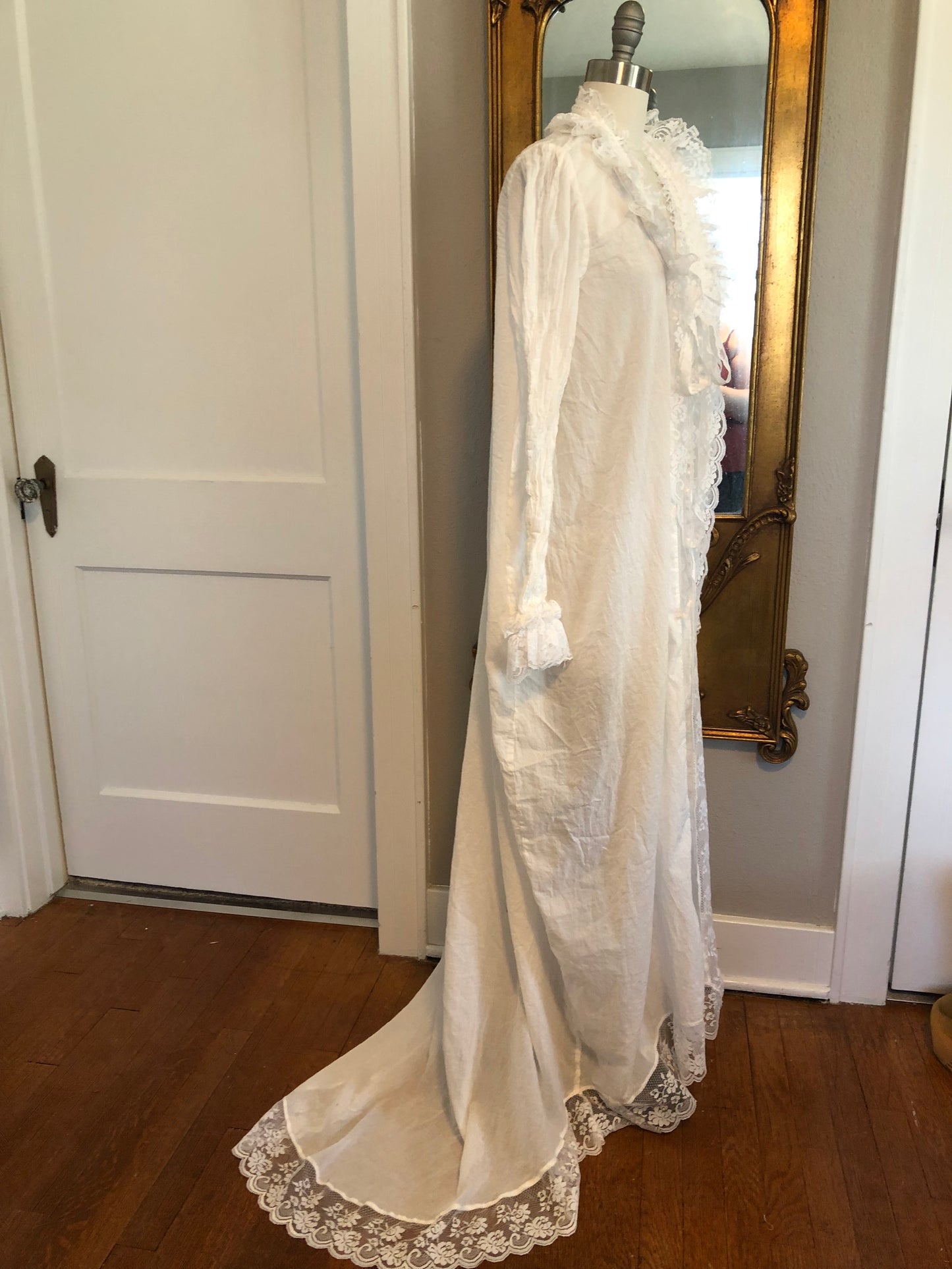 Victorian dressing robe