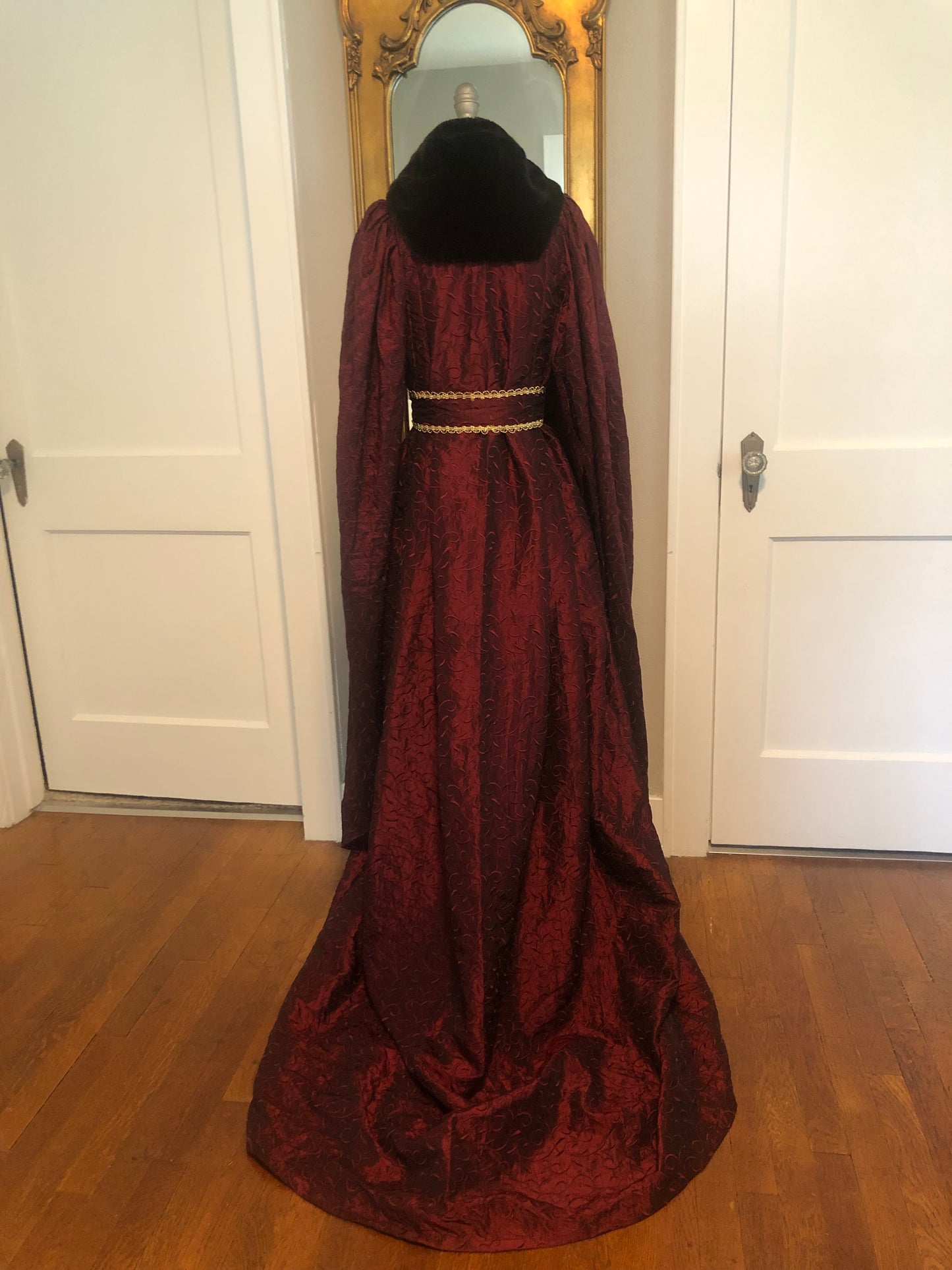 Ruby red cloak robe-Game of Thrones inspired